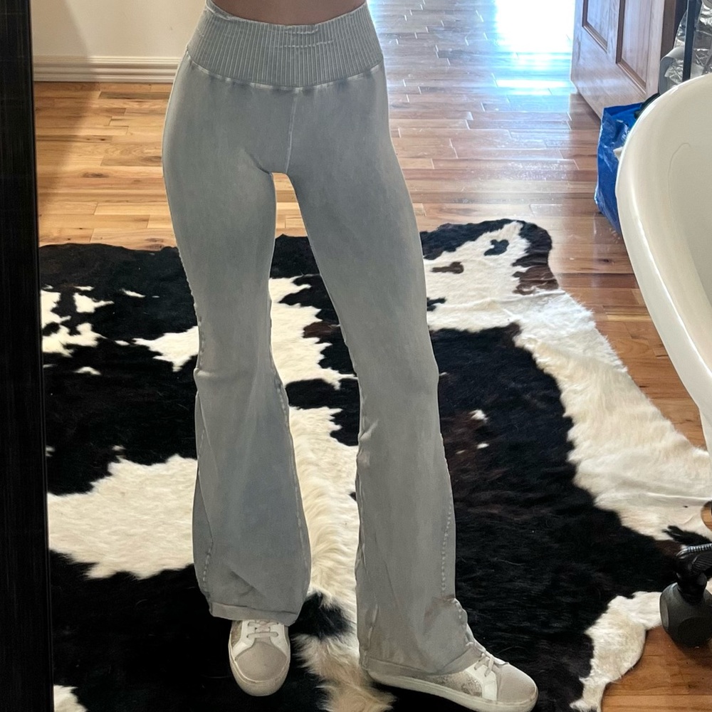 Flared leggings